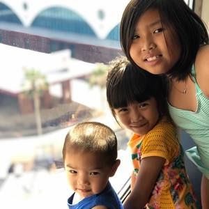 Meet your Posher, Ngoc